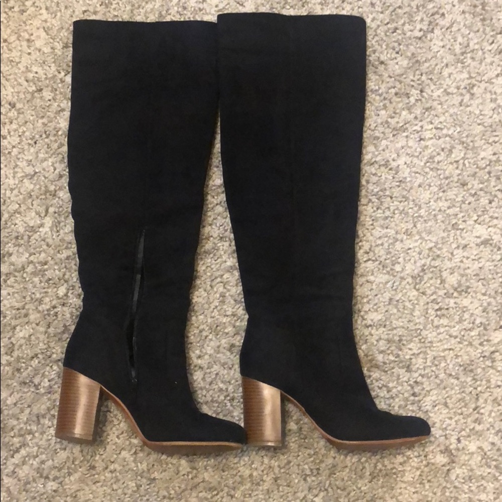 Suede Knee High 👢 Boots